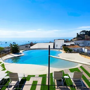 Delfin Hotell