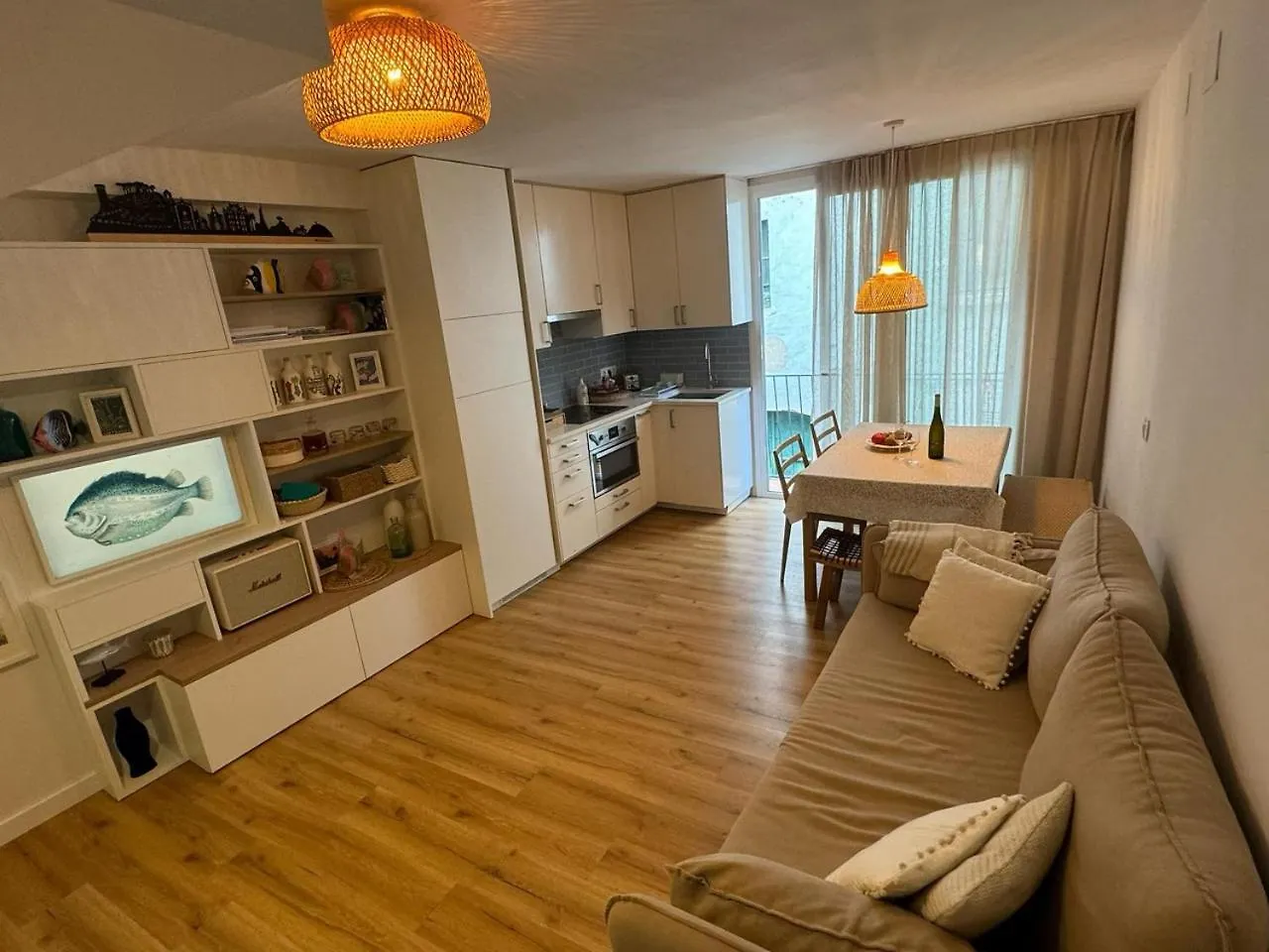 Centric House With Parking Villa Tossa de Mar